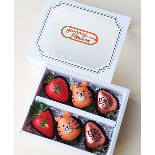 6pcs Tiger & Fook Chocolate Strawberries Gift Box